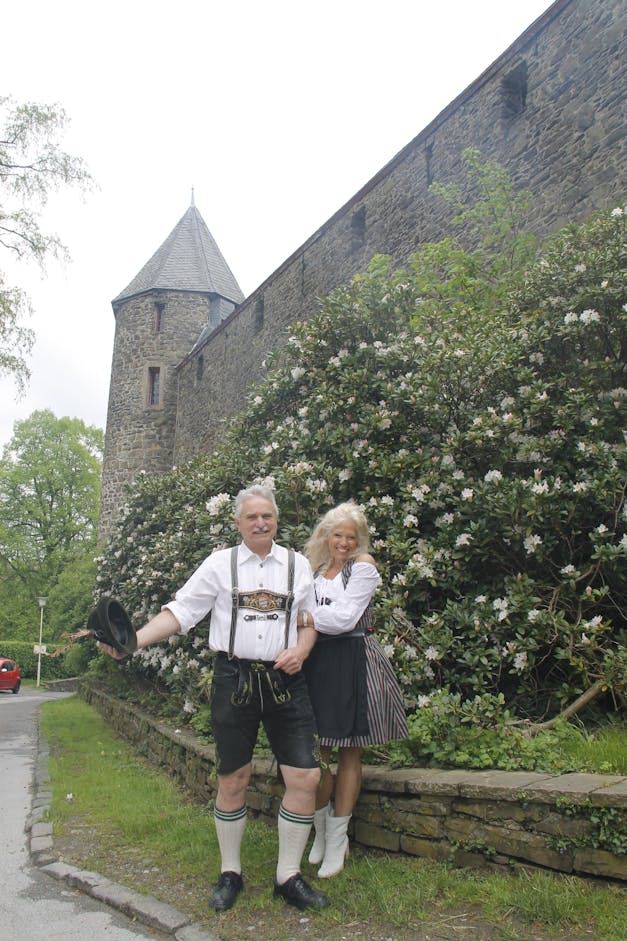 Leather Edelweiss Clip