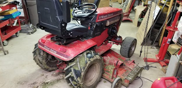 114895 WHEEL HORSE Kevlar Replacement V-Belt | 5/8 x 83